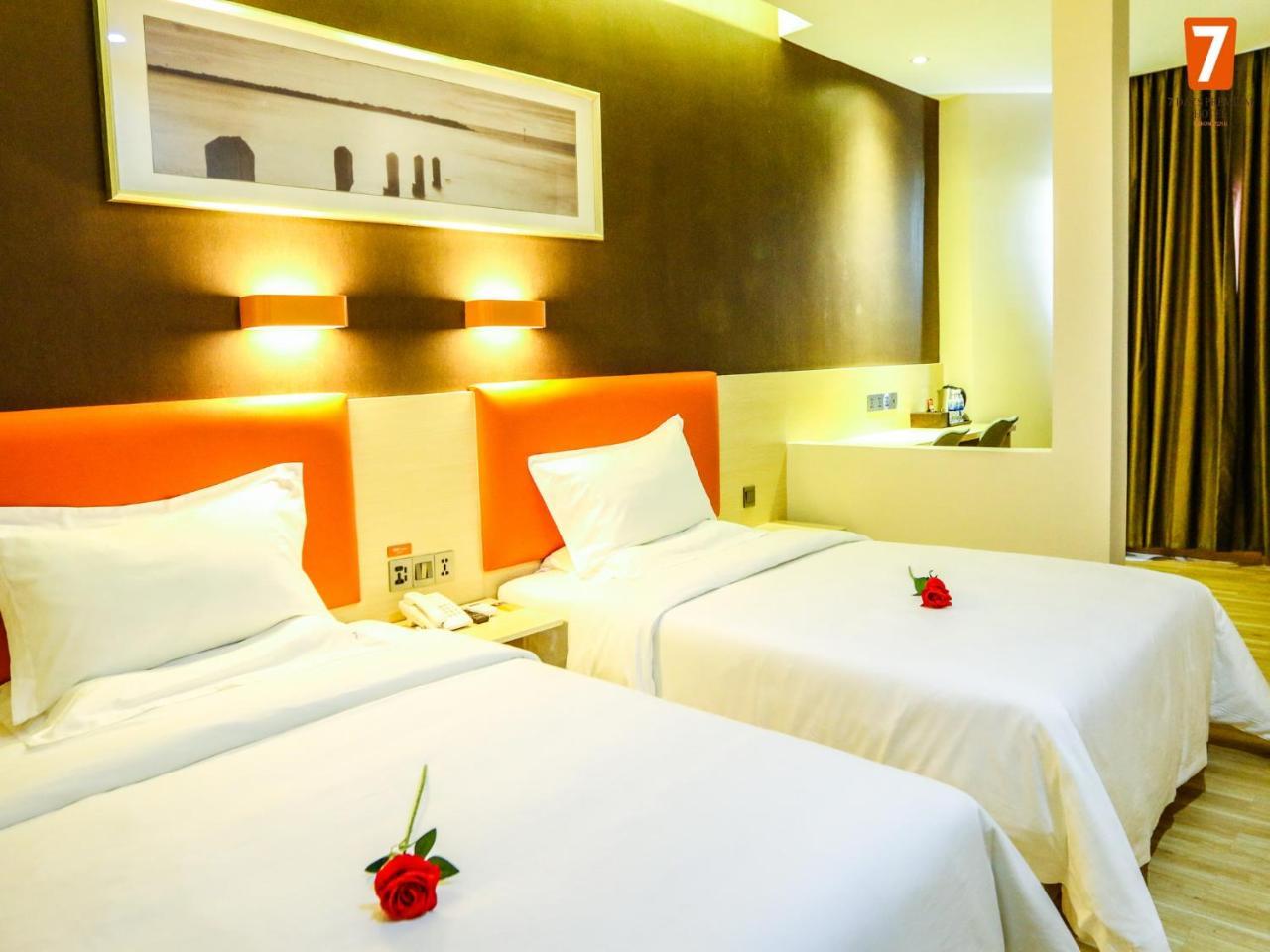 7 Days Premium Hotel プノンペン エクステリア 写真