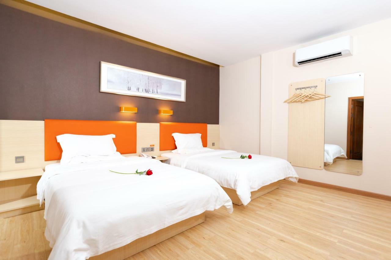 7 Days Premium Hotel プノンペン エクステリア 写真